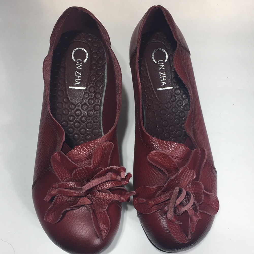 Cun Zha  Flower shoes